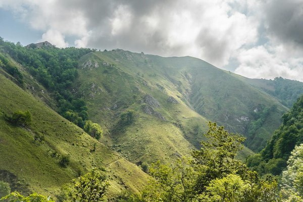 Les applications mobiles indispensables pour la randonnée